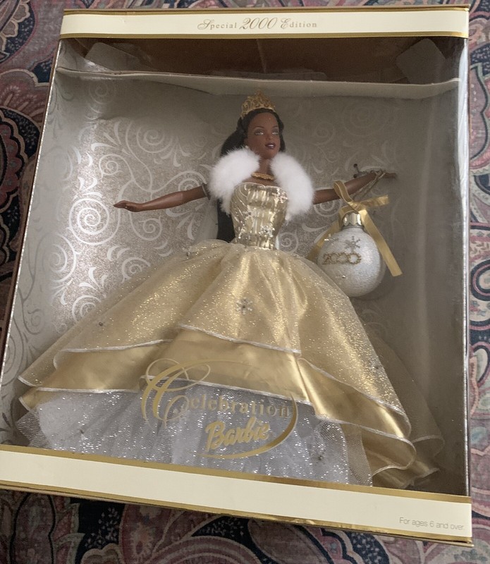 Rare Celebration Barbie African American 2000 Special Edition Holiday w/ornament