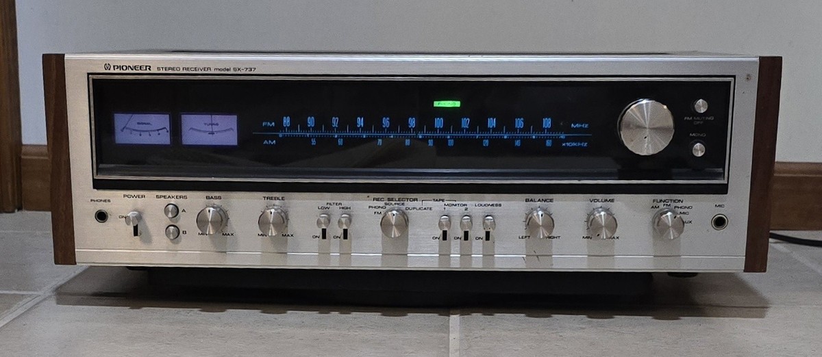 Vintage Pioneer SX-737 Stereo Receiver Used AS IS for Parts or