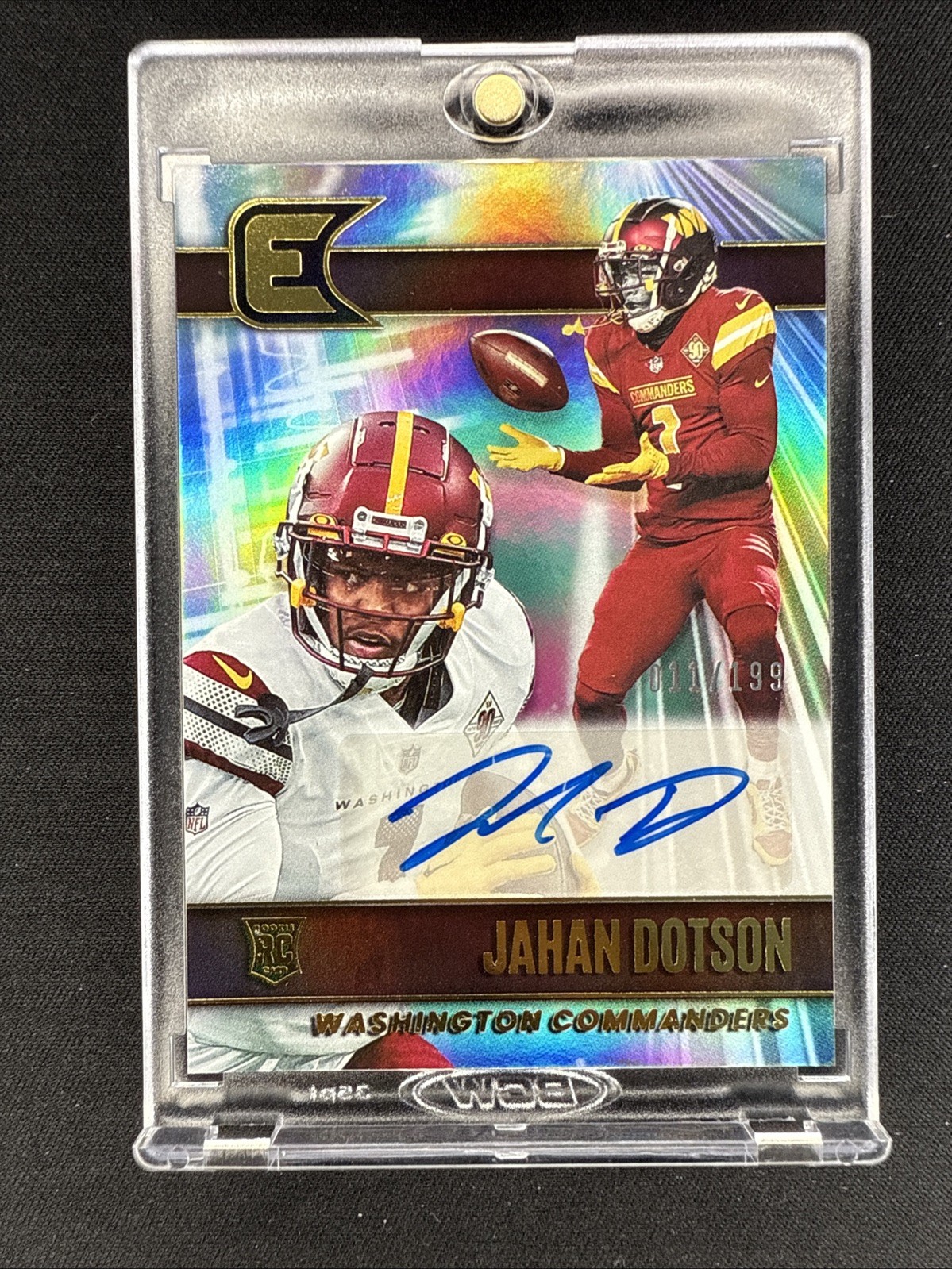 2022 Panini CHRONICLES ESSENTIALS Jahan Dotson 011/199 Auto #99 Rookie RC