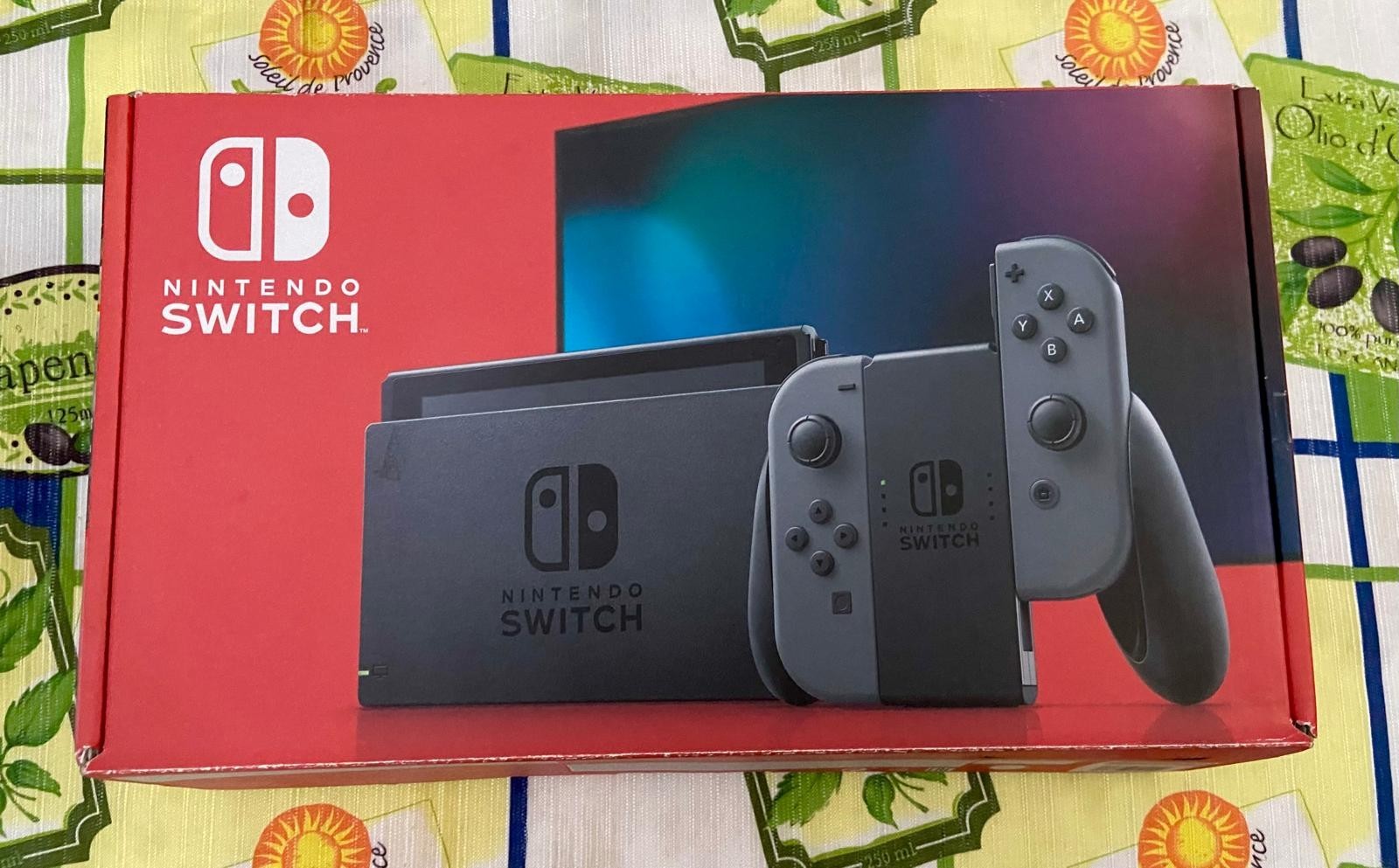 Nintendo Switch V1 128GB Bundle + 5 Games | Super Mario 3D All-Stars Limited Ed.