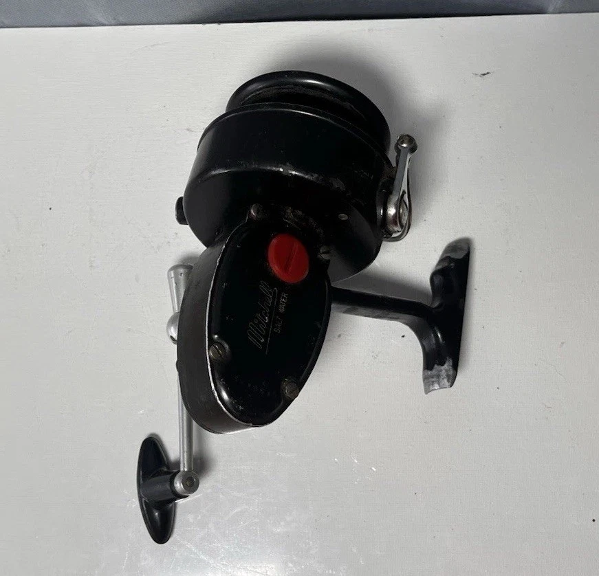 Carrete giratorio de agua salada Garcia Mitchell 302 de colección - COMO ESTÁ Foto 3 de 4