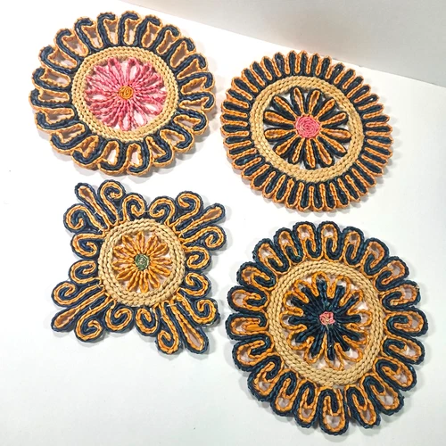 Vintage Woven Raffia Trivets Set 4 Floral Hot Pads Boho MCM Straw Wall Decor - product listing photo