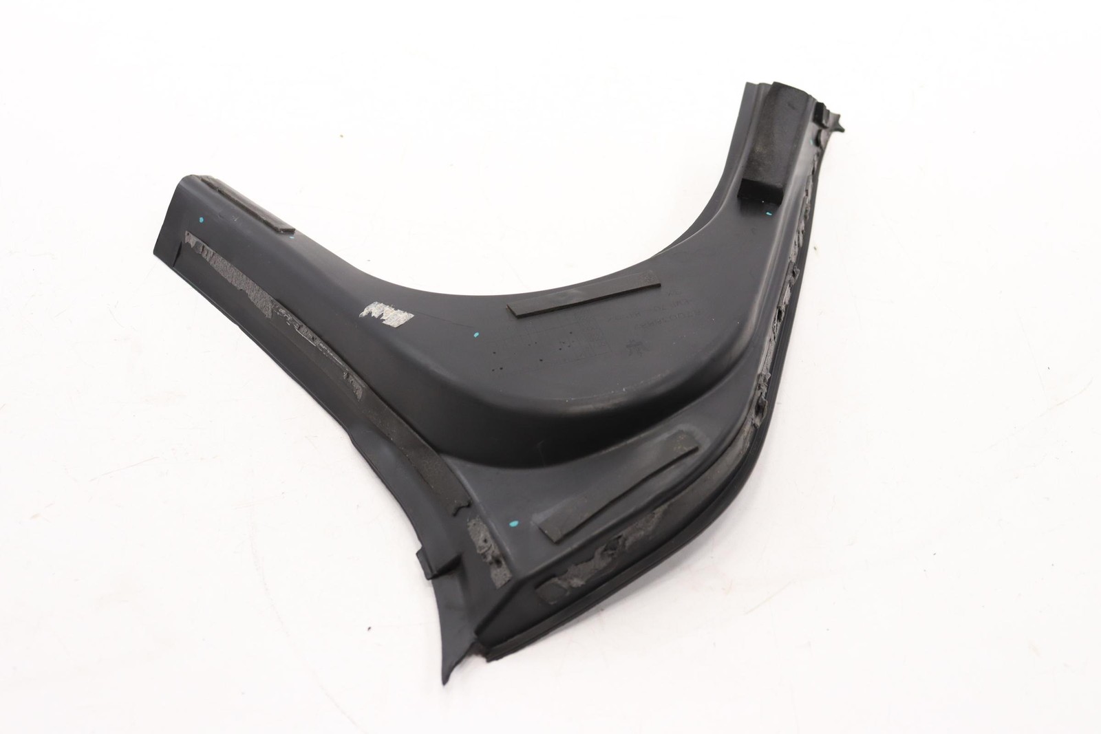 2014 - 2020 MASERATI GHIBLI TRUNK REAR LEFT SIDE CORNER WEATHERSTRIP SEAL OEM