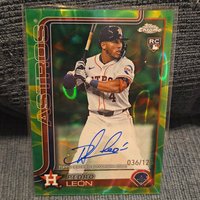2025 Topps Chrome Update Pedro Leon Astros RC Auto Green&Yellow Lava /125 RA-PL