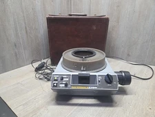 Kodak Ektagraphic III A Carousel Slide Projector + Remote, Carousel, Case Read
