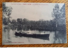 Arcis sur Aube - Le Tournant de la grande Pointe - Les Bords de l'Aube - Barque,