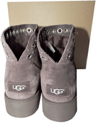 $179 UGG Australia RILEY Suede Ankle Boots Grommets Fur Lined Wedge Booties 9 - Picture 5 of 5