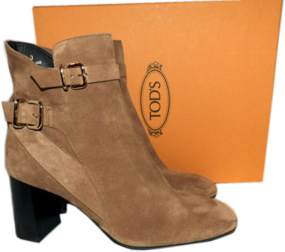 $795 Tod's Ankle Boots Buckles Beige Suede Zipper Booties Sz 40 - 9.5 New Tods