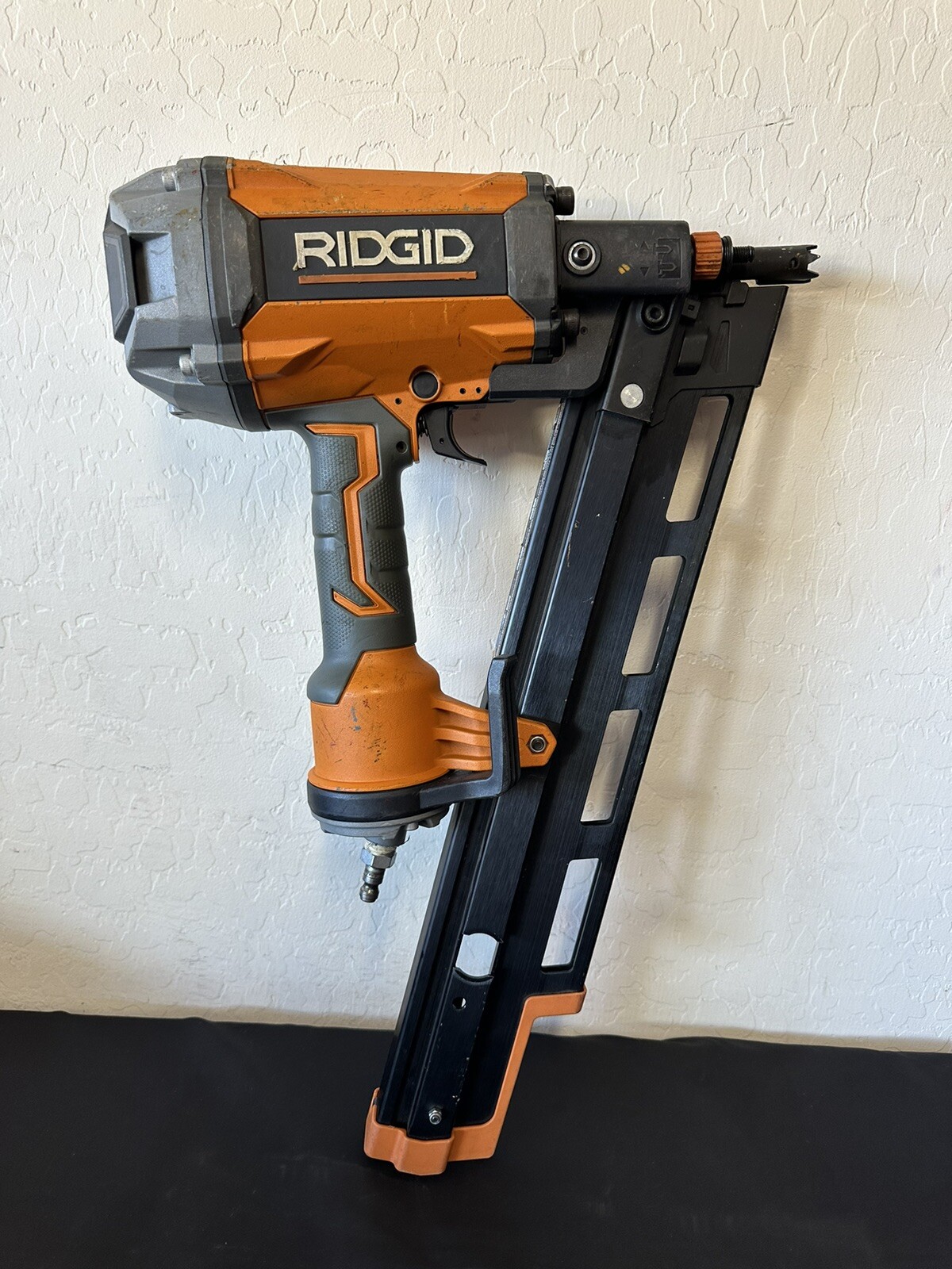 Ridgid 21Degree Pneumatic Framing Nailer 31/2" Round Head R350RHF FOR