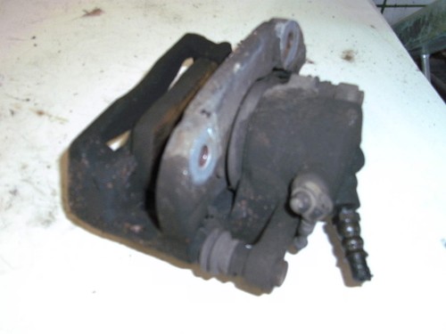 BMW E87 1er 116i Bremssattel Bremsen Bremse Vorne Links*