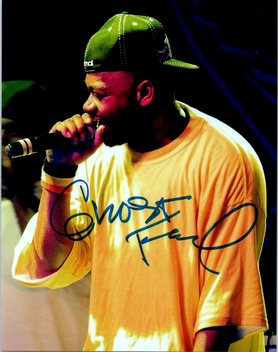 WU TANG CLAN GHOSTFACE KILLAH SIGNED AUTOGRAPHED 8X10 PHOTO WU TANG CLAN GHOSTFACE KILLAH SIGNED AUTOGRAPHED 8X10 PHOTO