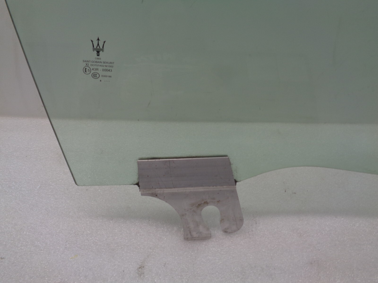 2014-2022 Maserati Ghibli S M157 Front Right Side Door Window Glass OEM AK240226