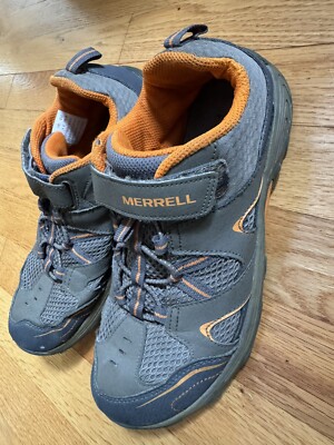 Merrell Boys Trail Chaser Hiking Sneaker Big Kid Size 5.5  Gunsmoke & Orange