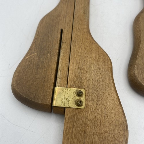 Set Of 2 VTG Rug Shuttle Wooden Sliding Needle Rug Weaving Hook Punch Tool 9in - Picture 13 of 16