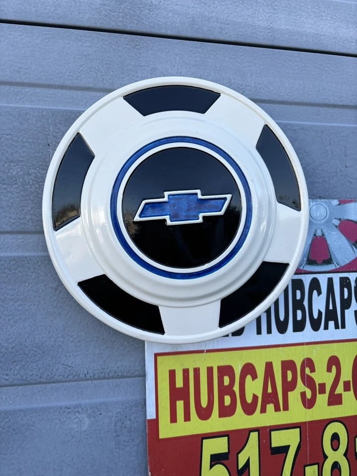 Calotas Chevrolet C10 15” 1960,s -1972 conjunto 4 raras. Branco/azul 10,5 Off White - Imagem 2 de 4