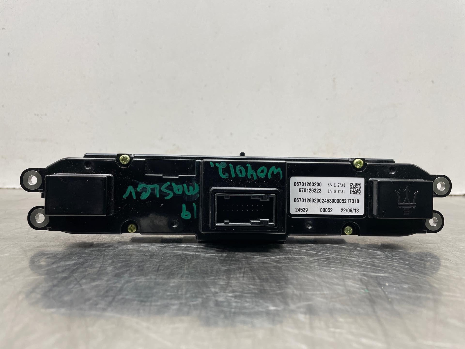 2019 Maserati Levante OEM Auto Heater A/C Climate Control Panel 670126323