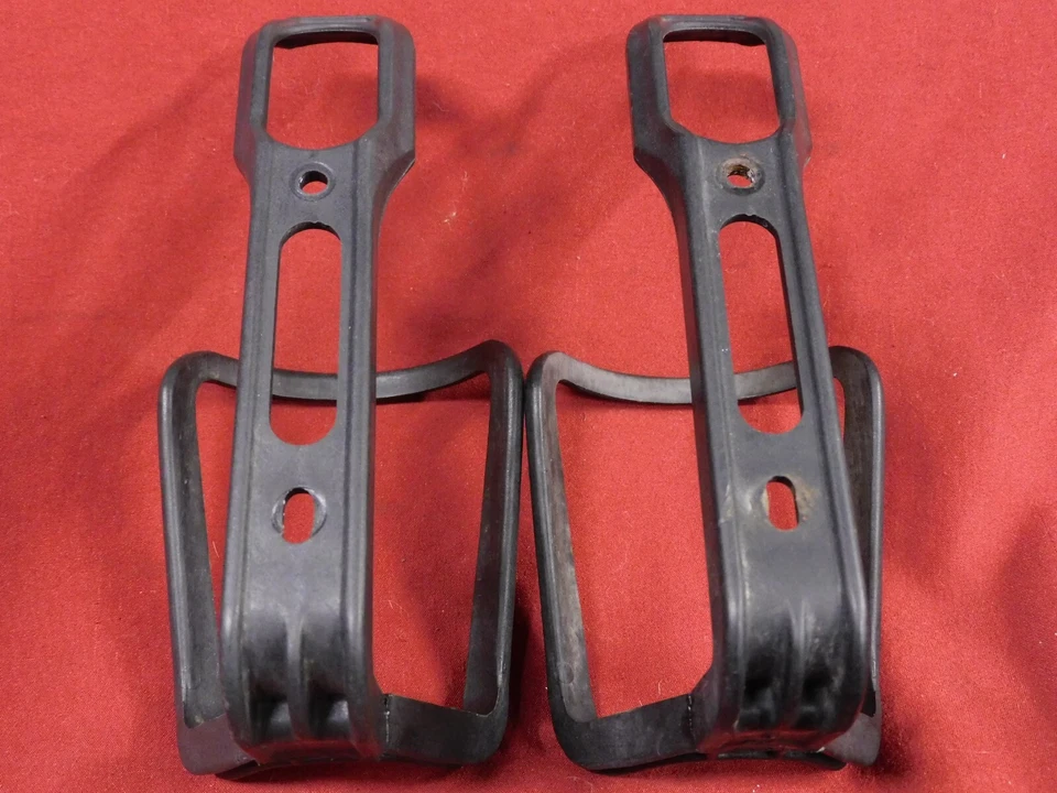 Juego de 2 jaulas para botellas de agua compuestas negras retro especializadas H2O 46 gramos Foto 4 de 4