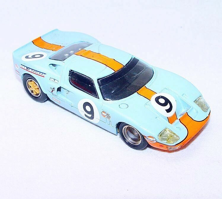 Model 1:43 FORD GT40 1969 24H LE MANS ALTAYA (QUARTZO ATLAS IXO