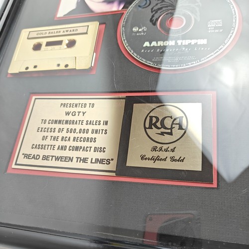 1992 Aaron Tippin RCA Records Award zertifiziert Gold zwischen den Zeilen lesen 17x13" - Bild 5 von 7