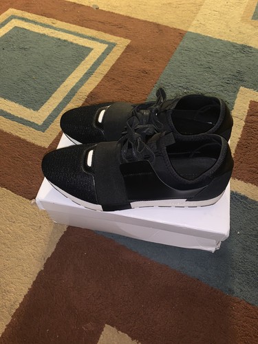 balenciaga race runners sneakers