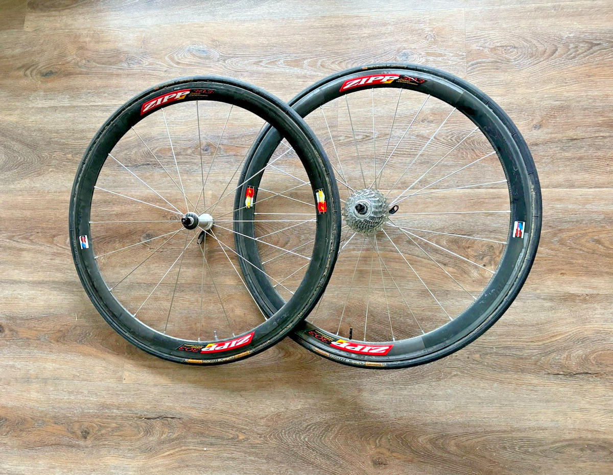 【リア】ZIPP 303 SPEED WEAPONRY Zipp 303 Speed Weaponry Hand Laid Carbon Tubular Bike Wheels