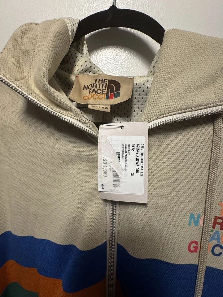 Gucci North Face Hombre Sudadera con Capucha Etiquetada $1980 Foto 3 de 4