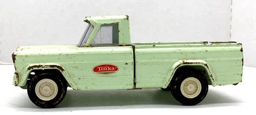 Vintage Tonka   Jeep Pickup Truck   9in. Long   Pressed Steel