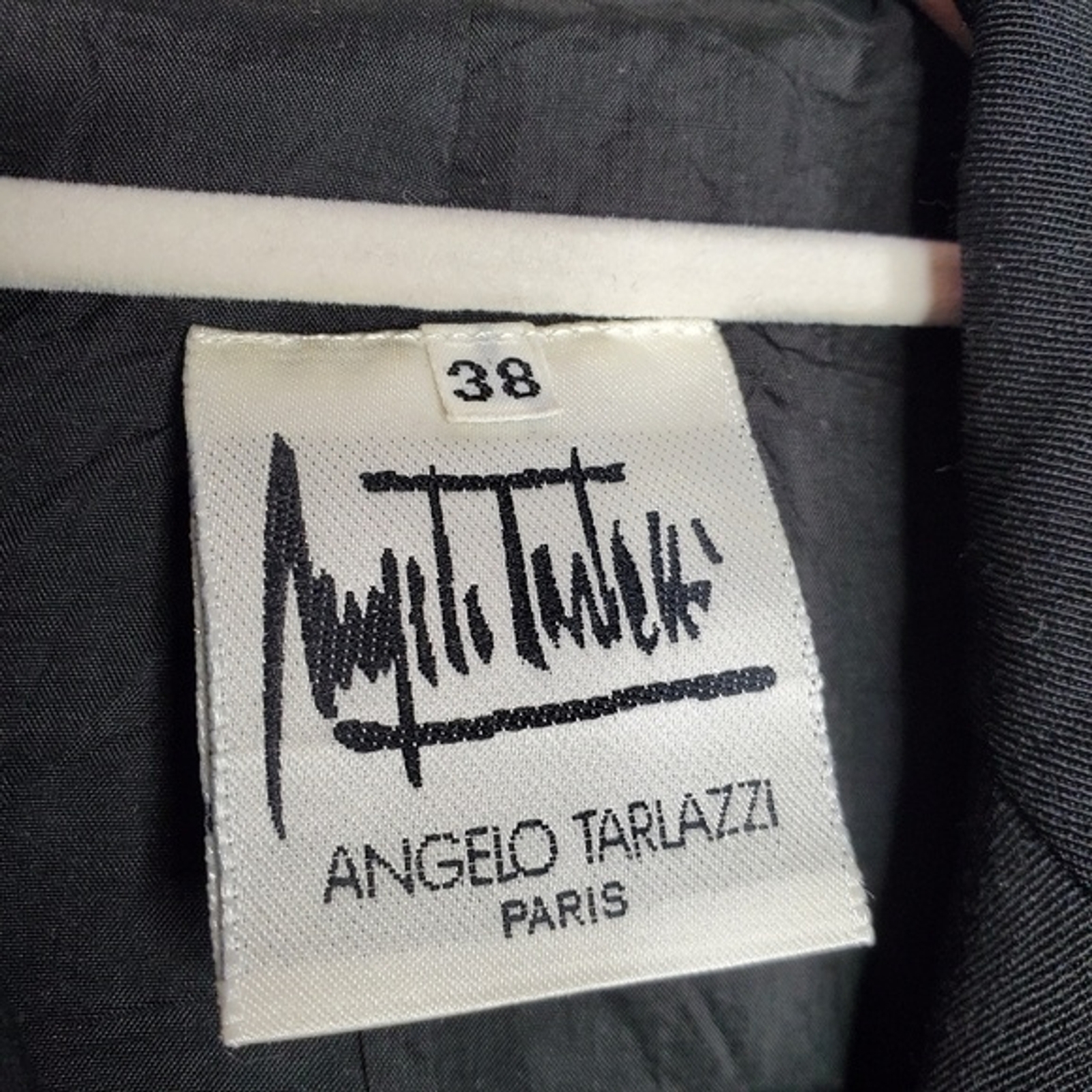 VINTAGE Angelo Tarlazzi Black Wool Cropped Dinner Jacket Size 38