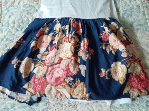 Ralph Lauren Winslow King or Queen Bed Skirt-Navy Roses-Cotton Sateen-Dramatic! - Picture 3 of 8