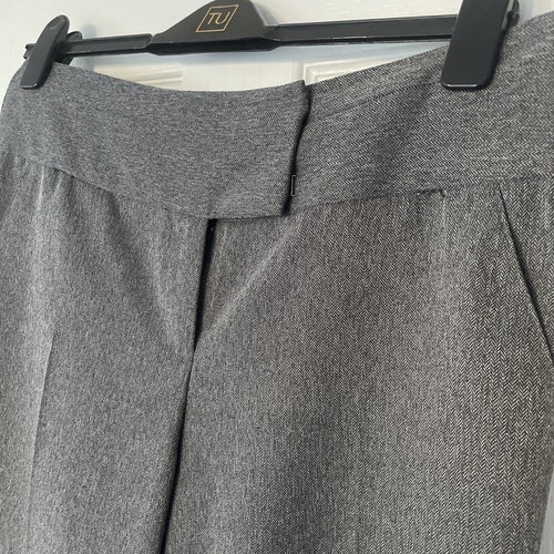 Damen Tu Boot Cut Hose Größe 12s in Grau. Neuwertiger Rauch- und Tierfrei - Bild 2 von 6
