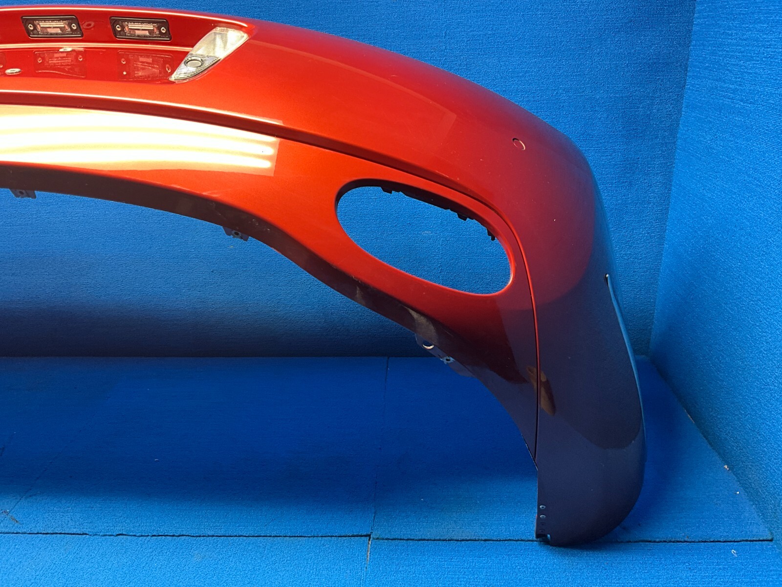 2007 - 2010 BENTLEY CONTINENTAL GTC REAR BUMPER COVER RED OEM