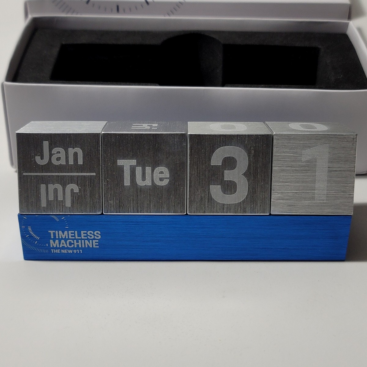 Porsche 911 Timeless Machine Cube Calendar | eBay