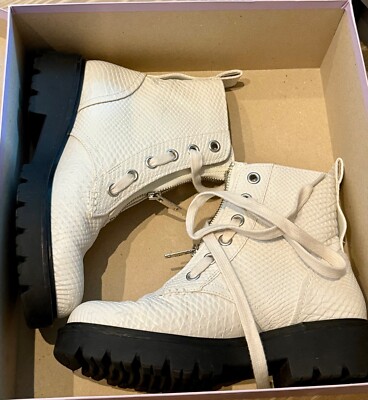 UGG, Boots, Weiss, Leder, Scharze Sohle