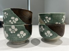 Japanese set of 4 teacups bowls Arita ware