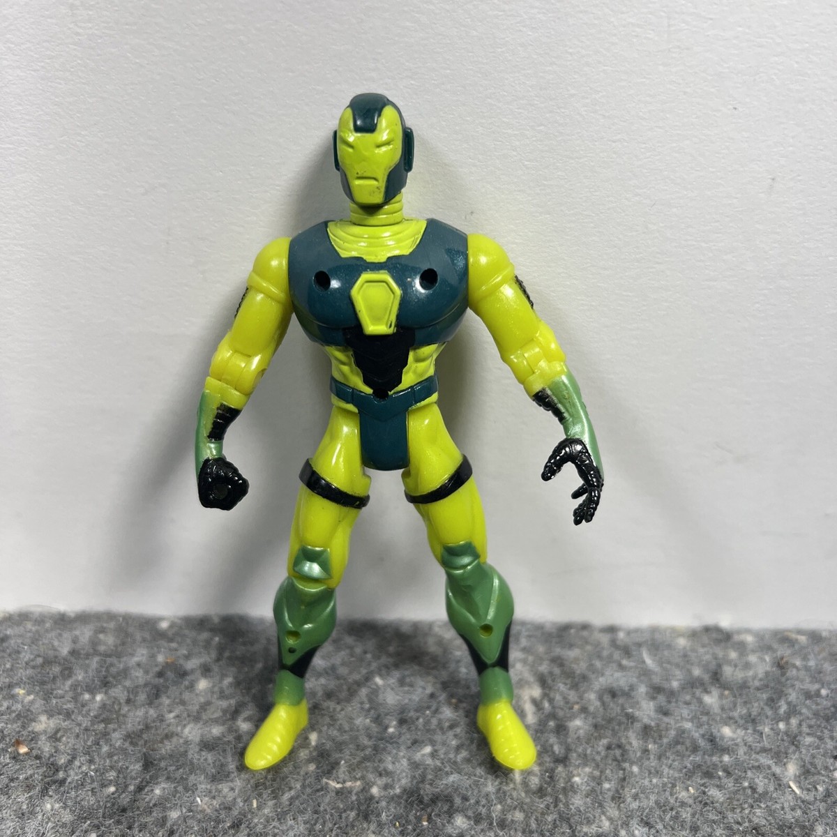 Ironman Figure (5) / マーベル アイアンマン Vintage 1995 Marvel Iron Man Action Figure 5” Jointed Neon