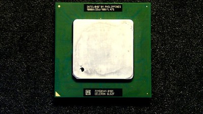 Intel CELERON CPU 1000A/256/100/1,475 #409A
