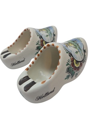 VTG pair of hand-painted Delftware clog shoes from Holland
