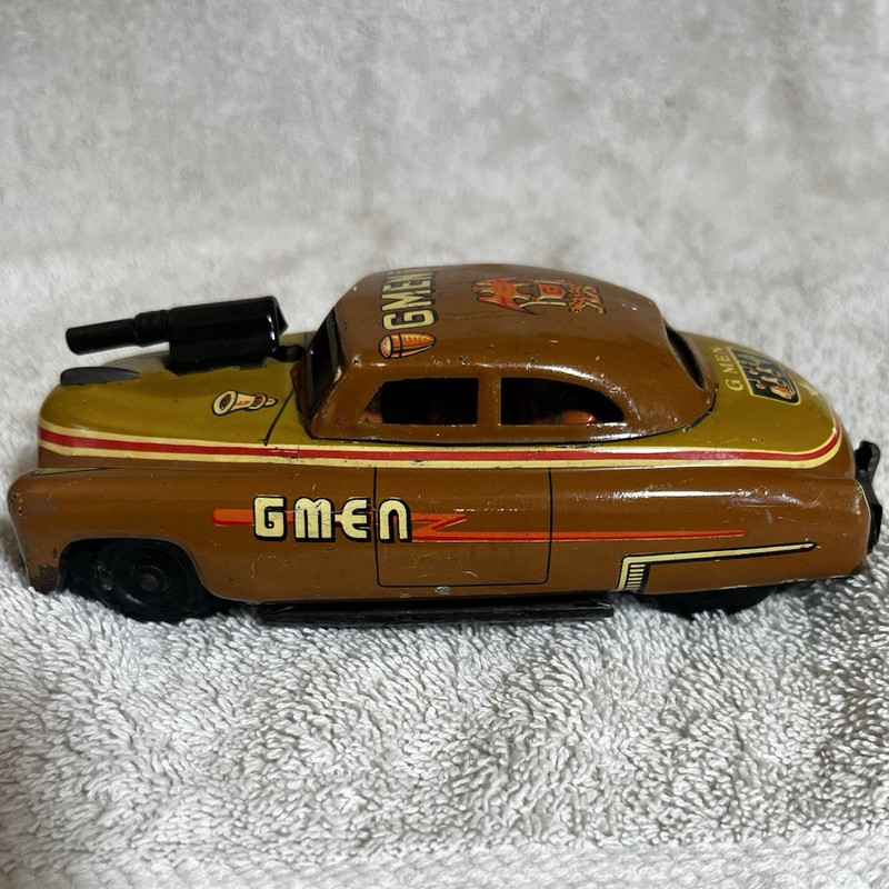 Vtg Tin Friction GMEN Police Car w/ Gun Turret, Made in Japan. See pictures.