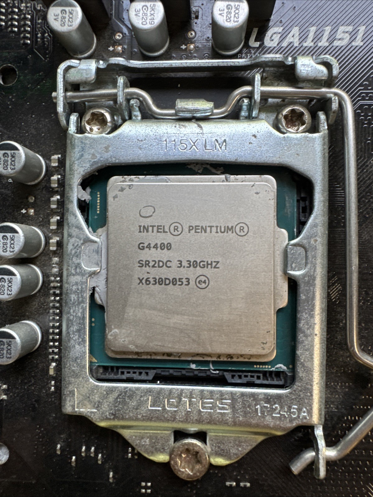Foto 2 di 9
