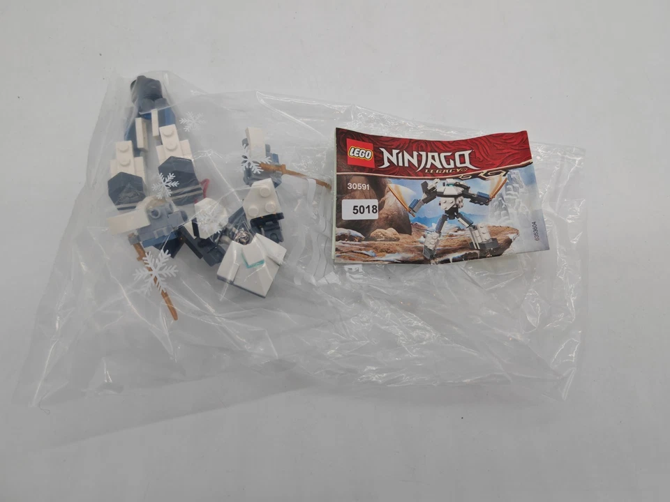LEGO Ninjago 30591 Titanium Mini Mech, Foto 1 von 2