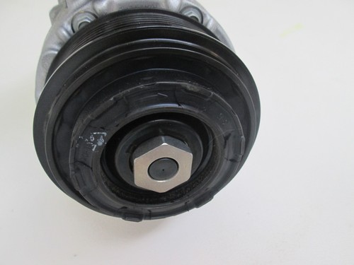 Mercedes-Benz W204 C-Klasse Klimapumpe Kältekompressor A0022303211 neuwertig - Picture 3 of 3