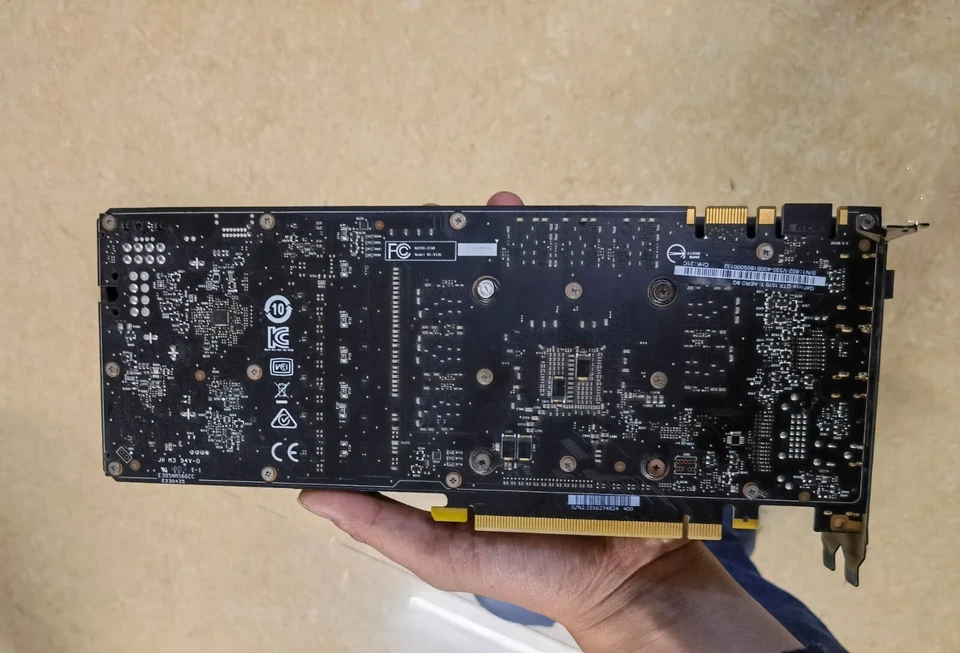 MSI NVIDIA GeForce GTX1070Ti AERO 8GB GDDR5 Graphics Video Card DP DVI HDMI - Image 2 of 4