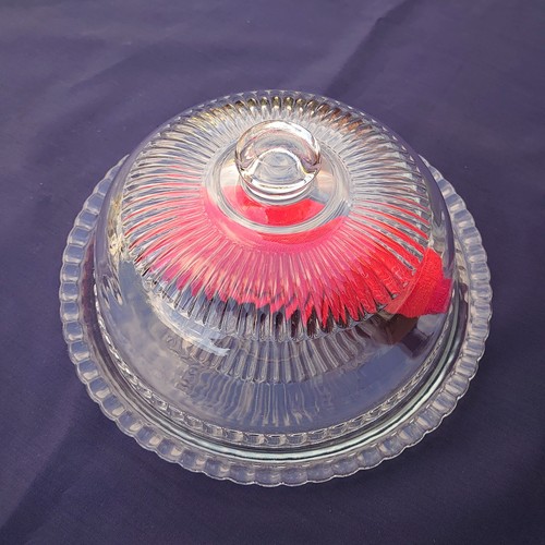 luminarc Boxed 2 Piece Glass Cheese Service Set - Picture 8 of 9