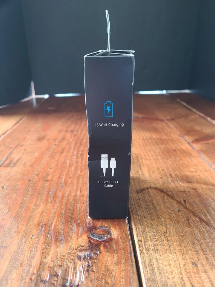 Genuine OEM Samsung 15W Fast Charging Travel Wall Charger with USB-C Cable - Image 4 of 4