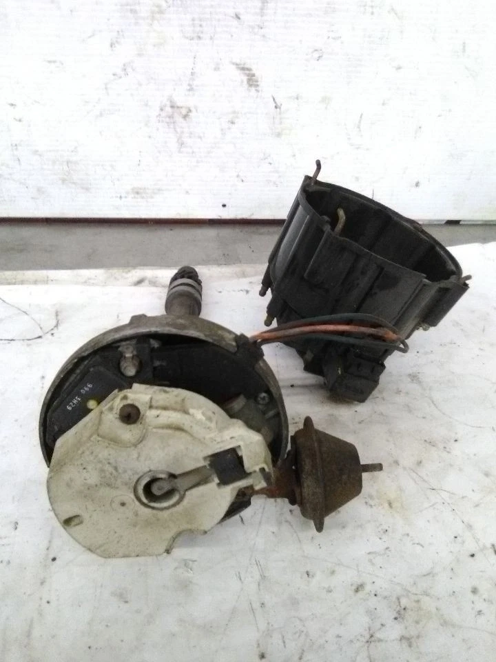 DISTRIBUIDOR CAMINO 80 EL 8-305 5,0 LITROS EXCLUYENDO CALIFORNIA Foto 4 de 4