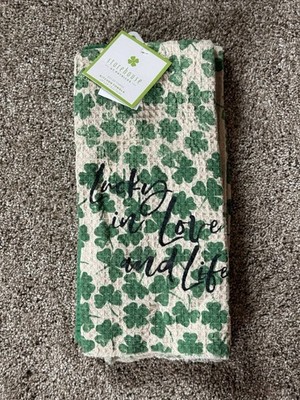 STOREHOUSE KITCHEN TOWELS (3) GREEN CREAM SHAMROCKS  100% COTTON 20 X 28  NWT