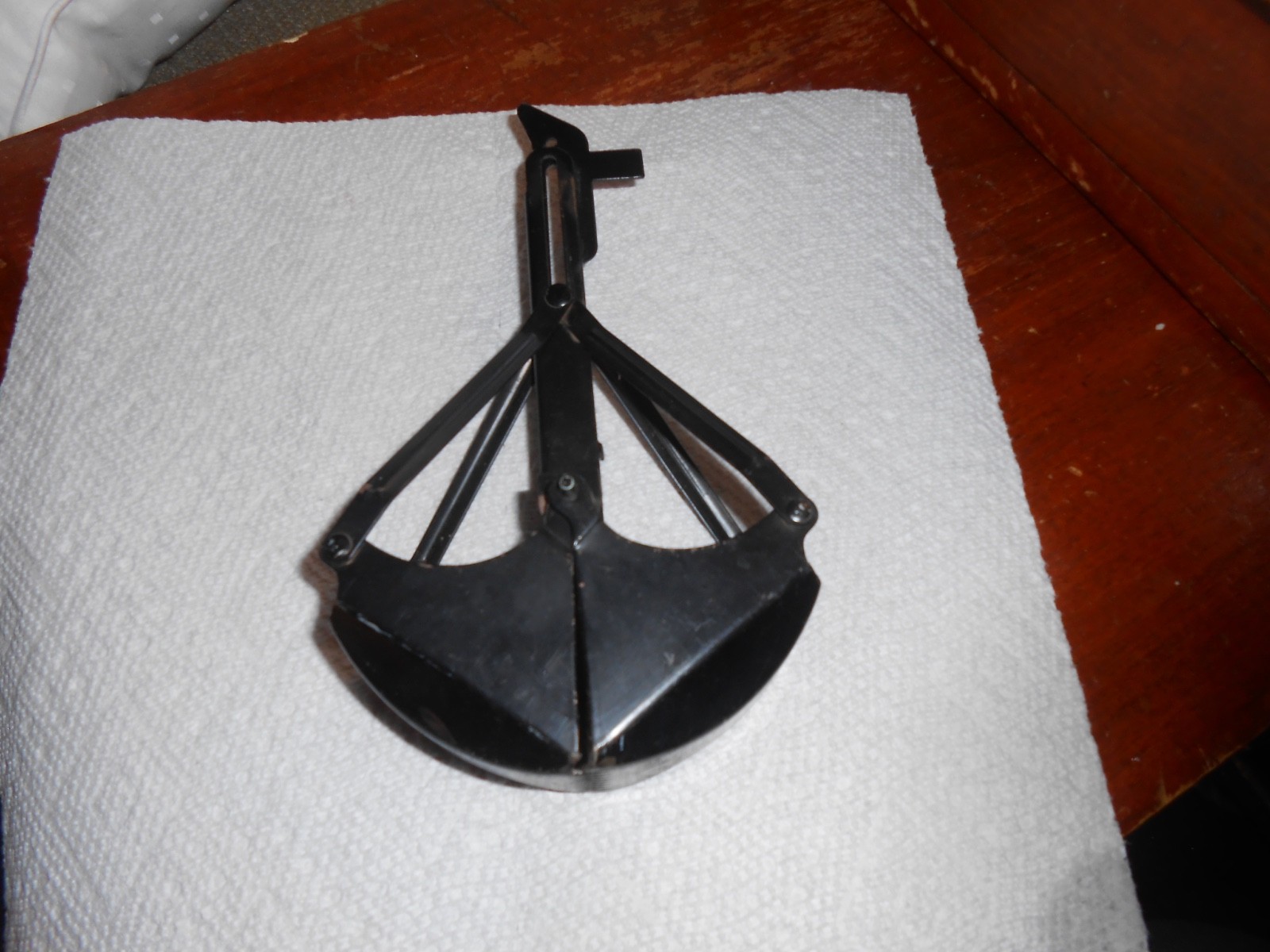 Nylint Clam shell bucket in fantastic condition