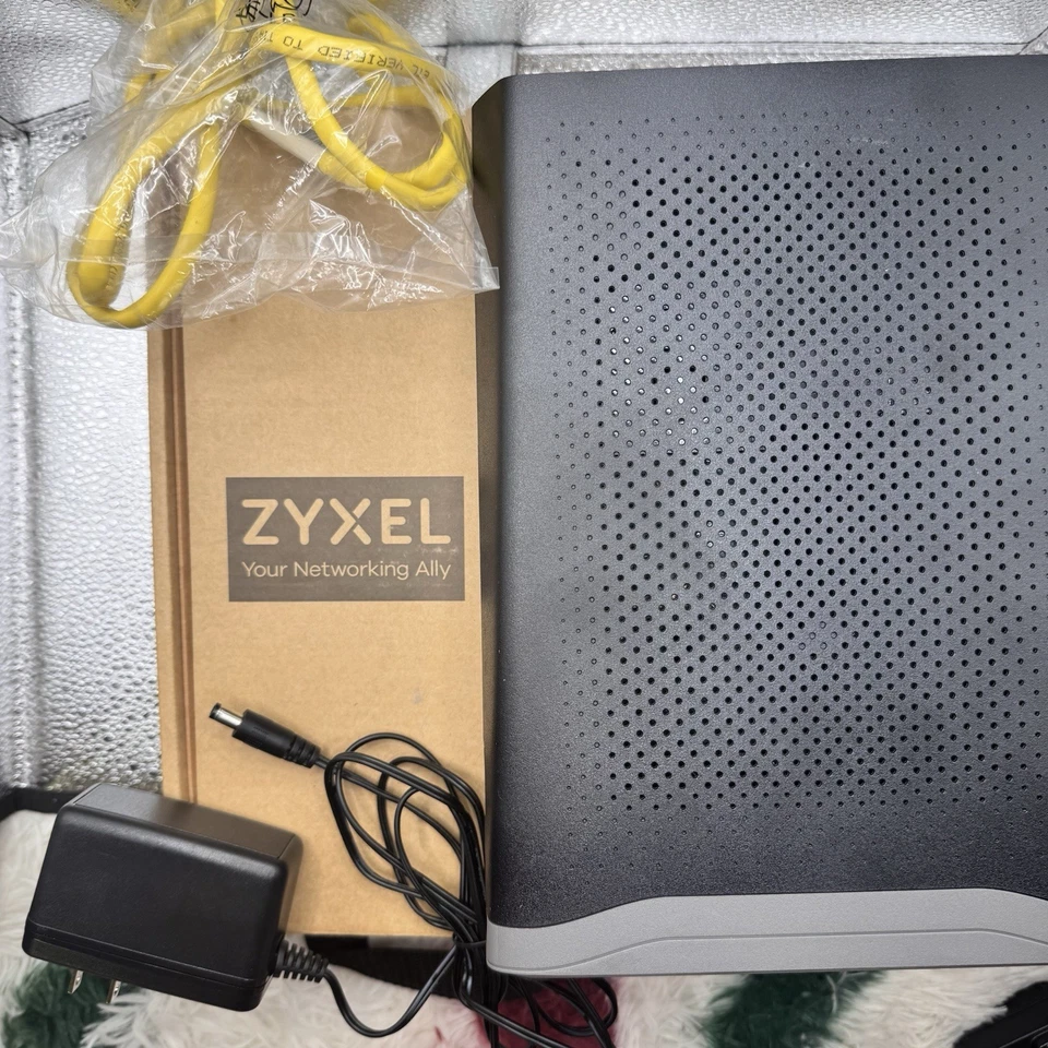 ZYXEL C3510XZ AX5700 WIFI6 GIGABIT ETHERNET GATEWAY MODEM/ROUTER - Image 2 of 4
