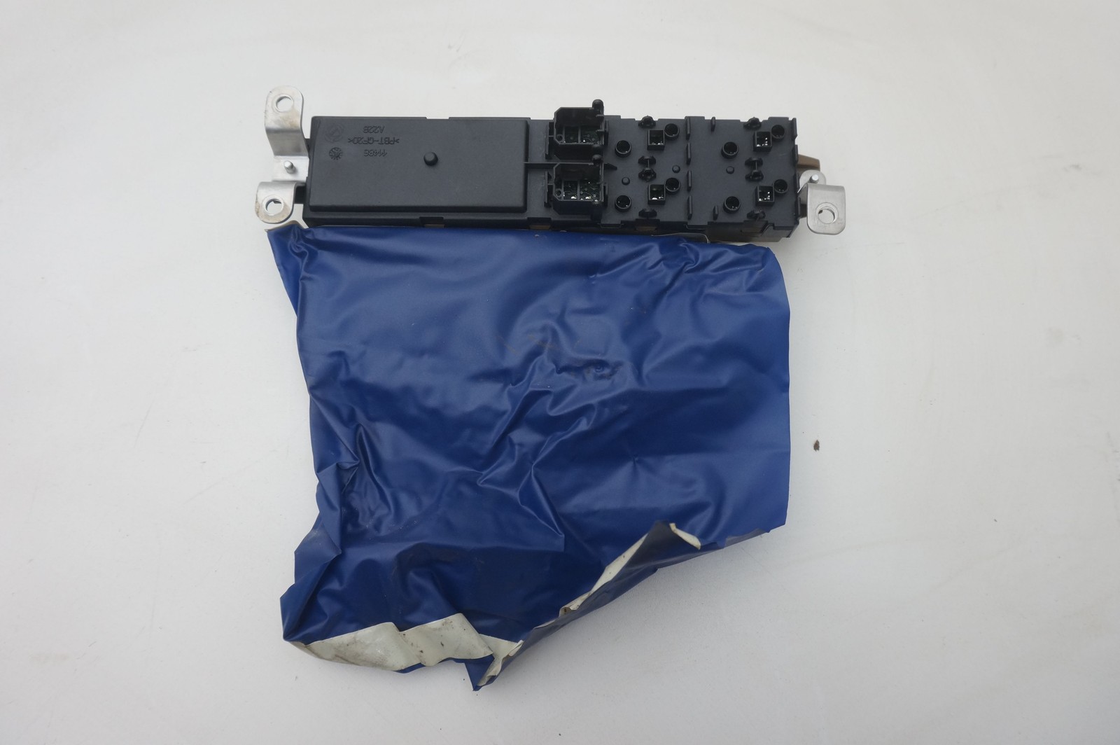Front Left Driver Door Control Module Unit OEM 273412 Ferrari 488 Spider 2017