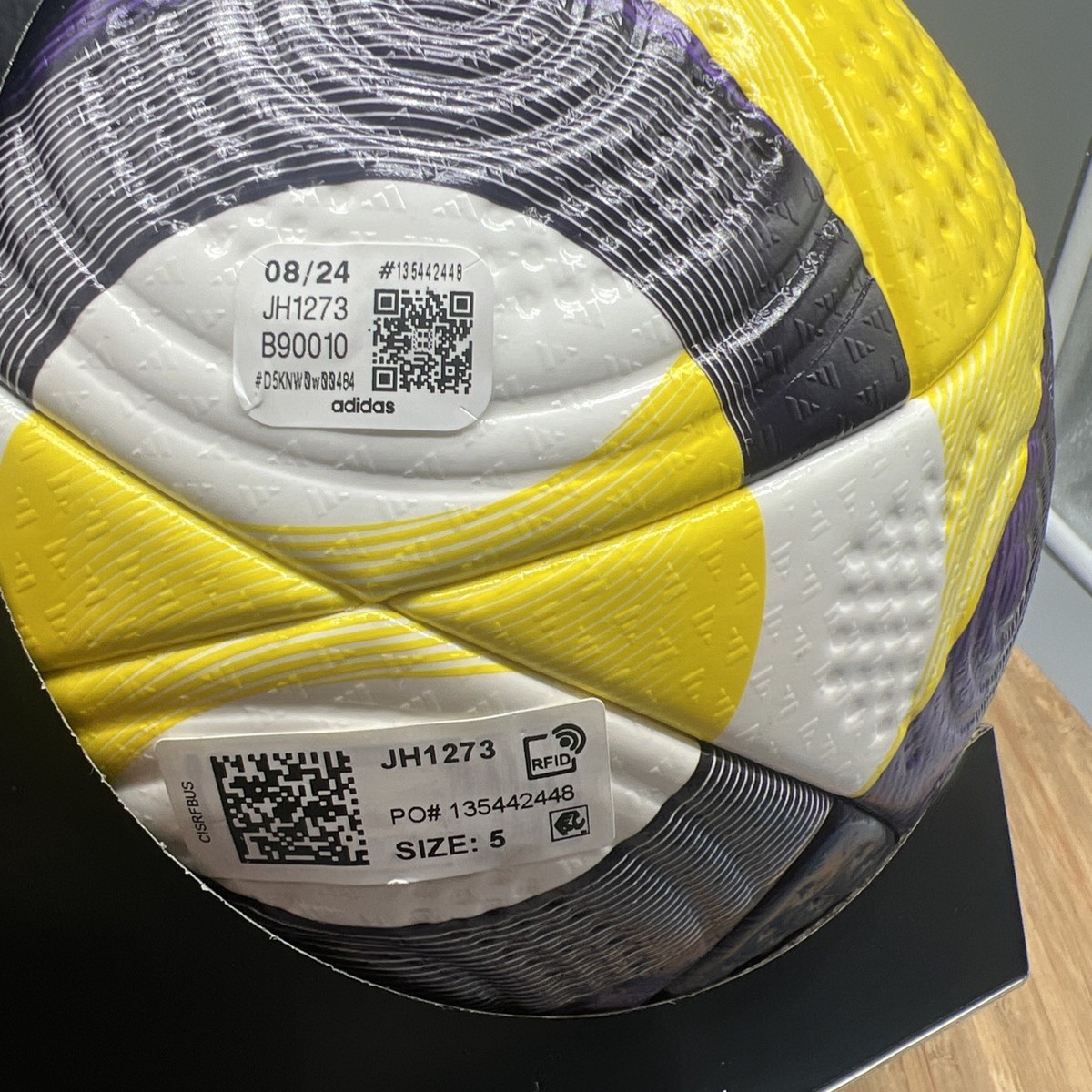 Adidas Conext 25 FIFA Quality Pro Ball Soccer Football Ball Sports